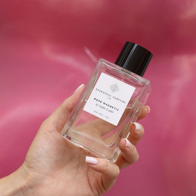 Парфум Rose Magnetic Essential Parfums на розпив
